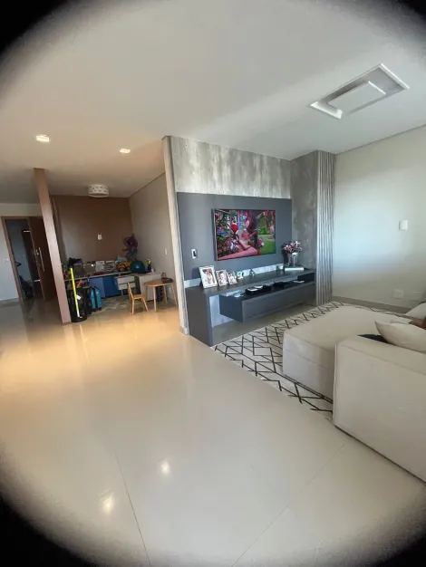 Comprar Apartamento / Padrão em Ribeirão Preto R$ 1.200.000,00 - Foto 2