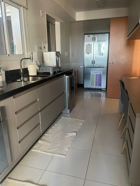 Comprar Apartamento / Padrão em Ribeirão Preto R$ 1.200.000,00 - Foto 4