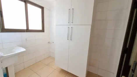 Alugar Apartamento / Padrão em Ribeirão Preto R$ 2.800,00 - Foto 9