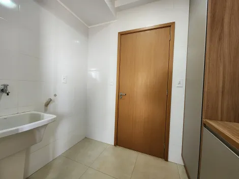 Alugar Apartamento / Padrão em Ribeirão Preto R$ 4.100,00 - Foto 4