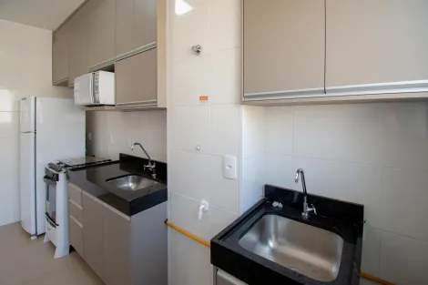 Alugar Apartamento / Padrão em Ribeirão Preto R$ 1.700,00 - Foto 4