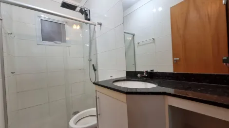 Alugar Apartamento / Padrão em Ribeirão Preto R$ 1.500,00 - Foto 12