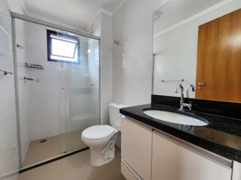 Alugar Apartamento / Padrão em Ribeirão Preto R$ 1.800,00 - Foto 11