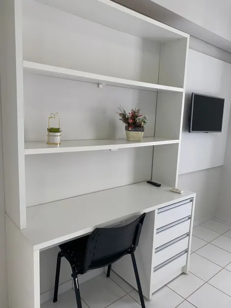 Alugar Apartamento / Kitchnet em Ribeirão Preto R$ 1.400,00 - Foto 4